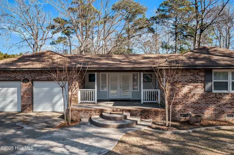 1551 Gores Landing Rd SW, Ocean Isle Beach, NC 28469