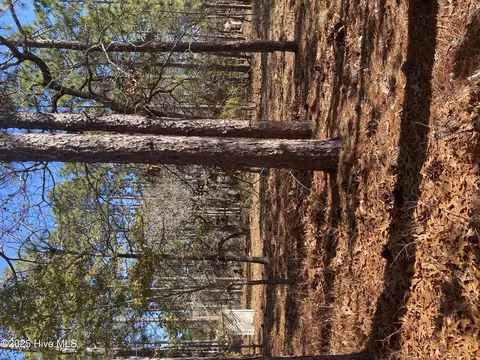 501 Cherokee Rd, Boiling Spring Lakes, NC 28461