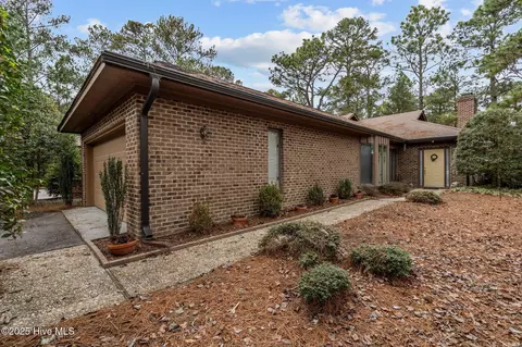 170 Midland Dr, Pinehurst, NC 28374 photo 2