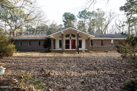 4424 Tuckahoe Rd, Ivanhoe, NC 28447