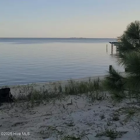994 Seashore Dr, Atlantic, NC 28511 photo 6