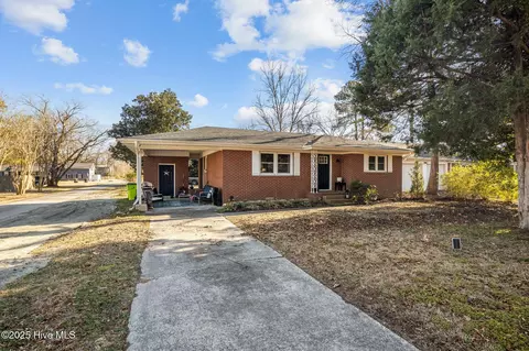 257 Farm Life Ave, Vanceboro, NC 28586