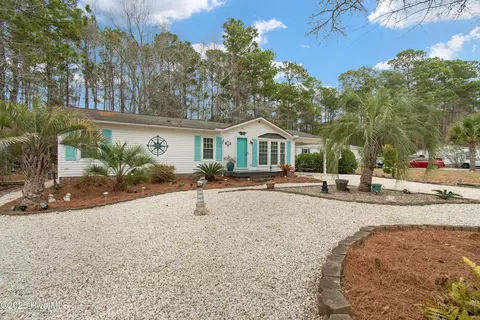 235 Ocean Forest Dr NW, Calabash, NC 28467
