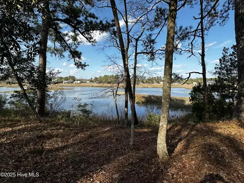 801 Johns Orchard Ln, Wilmington, NC 28411