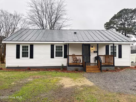 111 Lawrence St, Murfreesboro, NC 27855