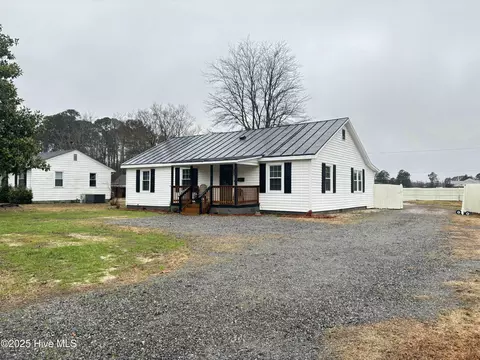 111 Lawrence St, Murfreesboro, NC 27855 photo 3