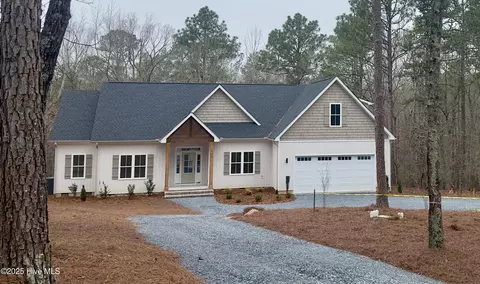115 Timber Dr, West End, NC 27376