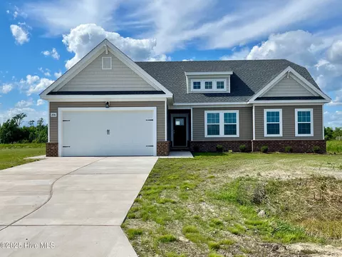 206 Apple Ct, Elizabeth City, NC 27909