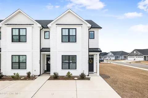 8280 Paramount Pt, Winnabow, NC 28479