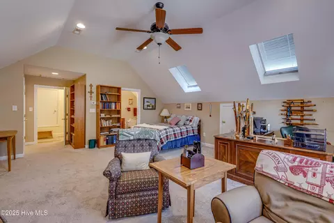 Bedroom - 122 Thames Ln, Chocowinity, NC 27817 photo 8 of 8