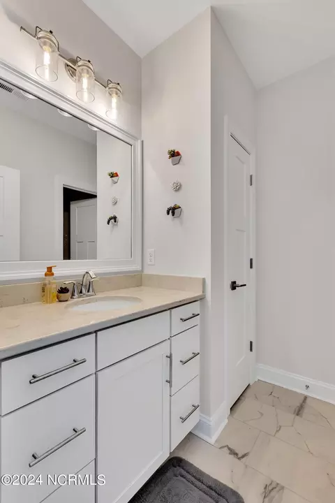 Bath - 2201 Sloop Point Rd, Hampstead, NC 28443 photo 6 of 6