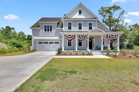 Exterior - 2201 Sloop Point Rd, Hampstead, NC 28443 photo 2 of 7