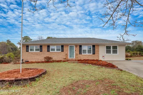 1010 Stevenson Dr, Wilmington, NC 28405