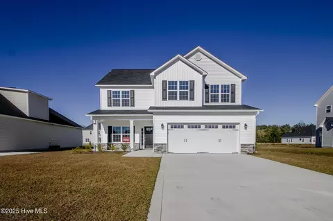 1874 Olde Towne Pointe Blvd, Jacksonville, NC 28546