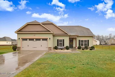 102 Olde Mill Creek Dr, Goldsboro, NC 27530
