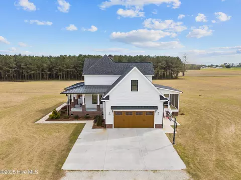 660 Mills Rd, Mount Olive, NC 28365 photo 8