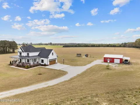 660 Mills Rd, Mount Olive, NC 28365 photo 4