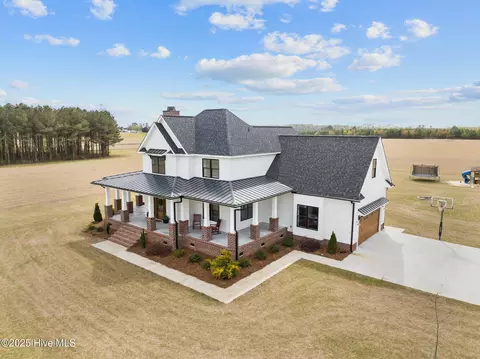 660 Mills Rd, Mount Olive, NC 28365 photo 7