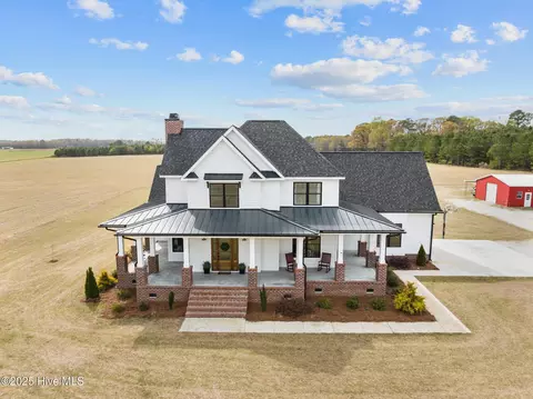 660 Mills Rd, Mount Olive, NC 28365 photo 6