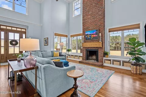 660 Mills Rd, Mount Olive, NC 28365 photo 12