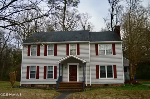 2603 Brookhaven Dr, Kinston, NC 28504