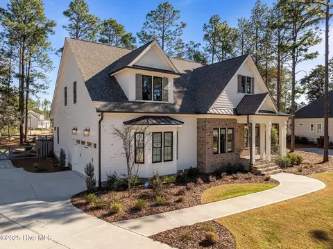 Exterior - 106 Keswick Ln, Pinehurst, NC 28374 photo 2 of 9
