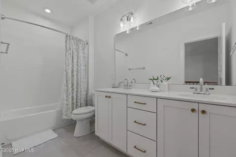 Bath - 106 Keswick Ln, Pinehurst, NC 28374 photo 4 of 4