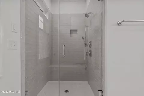 Bath - 106 Keswick Ln, Pinehurst, NC 28374 photo 2 of 4