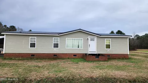 207 Frank Norris Rd, Tabor City, NC 28463