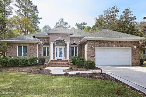 207 Clubhouse Dr SW, Supply, NC 28462