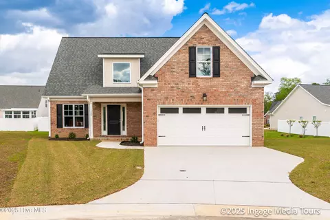 1200 Hunley Ct, Winterville, NC 28590