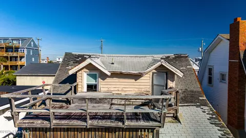 Other - 214 W Atlantic Blvd, Atlantic Beach, NC 28512 photo 6 of 10