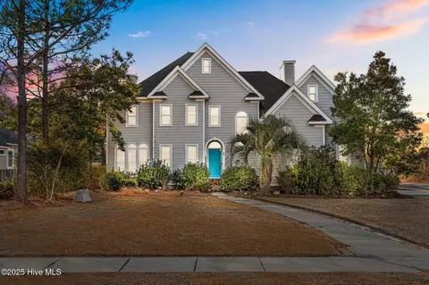 606 Hollingsworth Dr, Wilmington, NC 28412