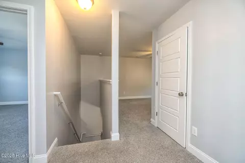 Entry Way - 116 Bunchberry Ct, Hampstead, NC 28443 photo 2 of 2