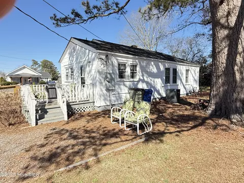 119 Second St, Calypso, NC 28325 photo 16