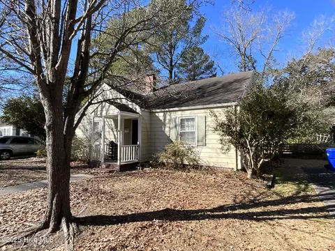 127 N Library St, Greenville, NC 27858