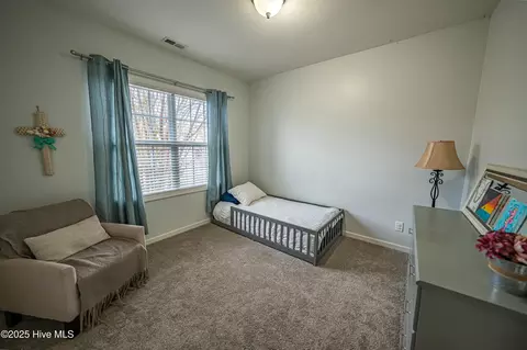 Bedroom - 105 E Stockton Pl, Hampstead, NC 28443 photo 4 of 6