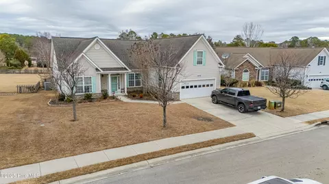 View/Area - 105 E Stockton Pl, Hampstead, NC 28443 photo 1 of 11