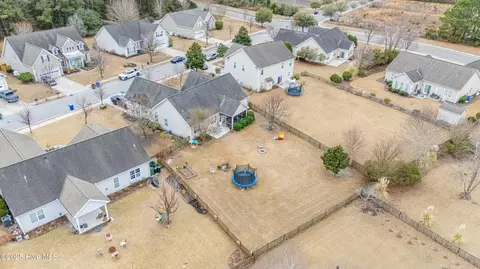 View/Area - 105 E Stockton Pl, Hampstead, NC 28443 photo 6 of 11