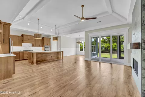 362 Planters Walk, Hampstead, NC 28443 photo 14