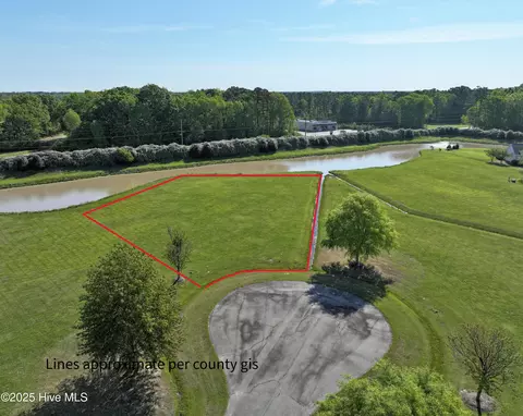 35 Palomino Ct, Hertford, NC 27944