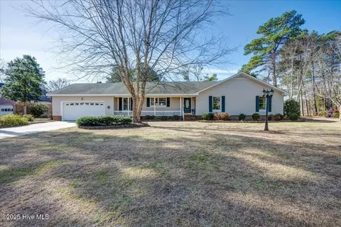 202 Gangplank Rd, New Bern, NC 28562