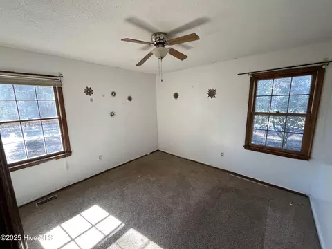 833 Ward St, Smithfield, NC 27577 photo 9