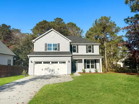 3034 River Hills Dr SW, Shallotte, NC 28470