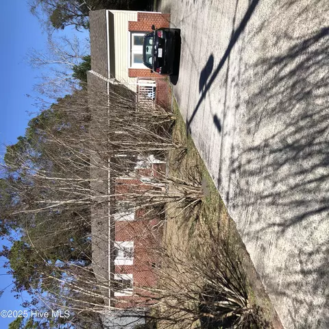 241 Lullwater Dr, Wilmington, NC 28403