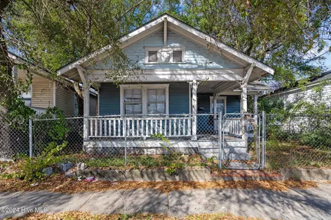 711 Dawson St, Wilmington, NC 28401