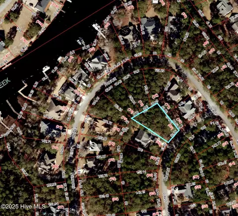 915 Davit Ln, New Bern, NC 28560