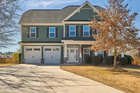 112 High Ridge Ct, Whispering Pines, NC 28327