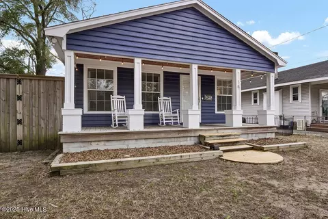 18 Central Blvd, Wilmington, NC 28401