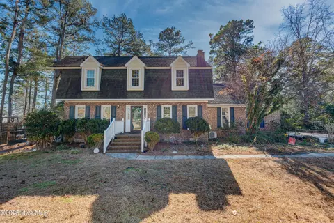 110 Kemberly Ct, Jacksonville, NC 28540